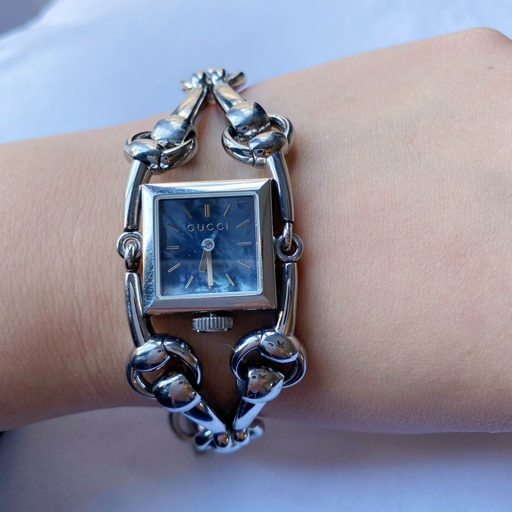 Gucci Signoria Quartz Stainless Steel Bracelet Watch